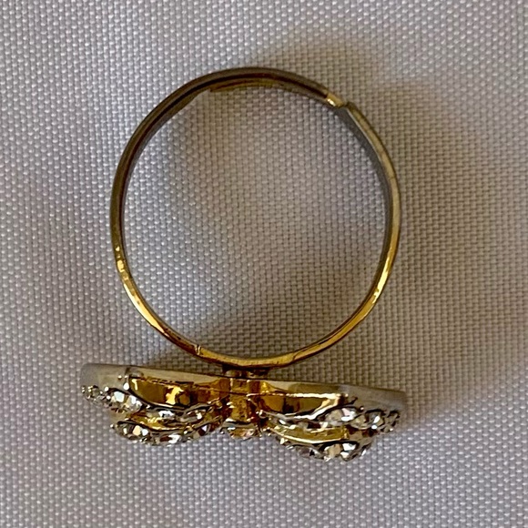 Rhinestone bow ring - Picture 8 of 8